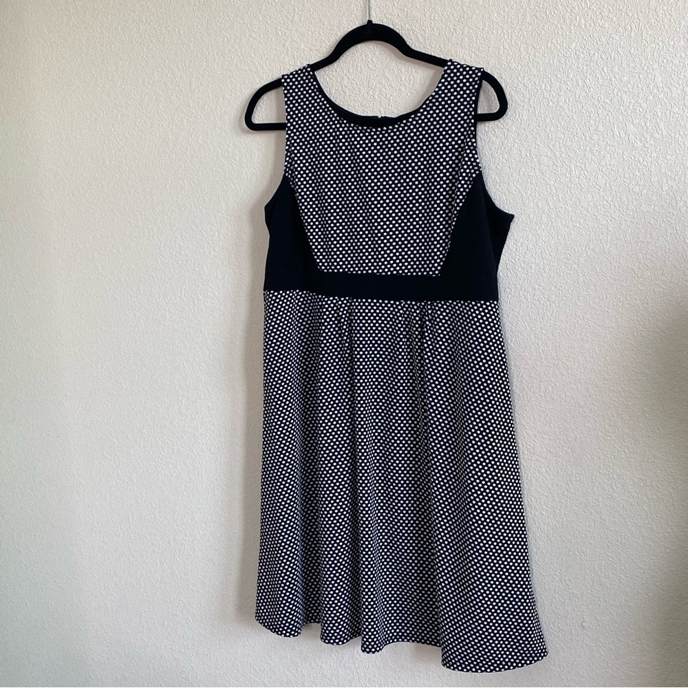 Motherhood Maternity  Black White Polka‎ Dots Sleeveless Knit Size Large Dress